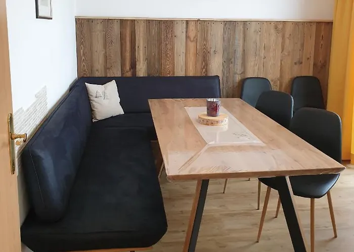 Doadlerhof * ノイシュティフト・イム・シュトゥーバイタール