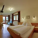 Doadlerhof * Нойштифт-им-Штубайталь